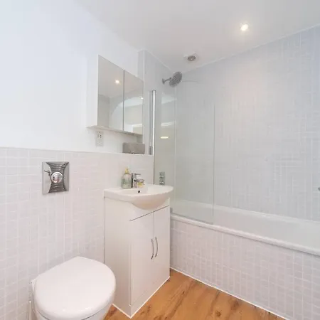 Bright & Modern 2-Bed Apartment In Vibrant East London Exterior photo
